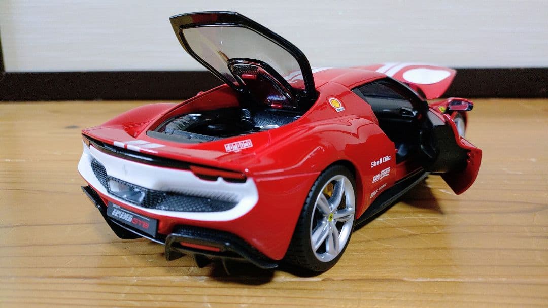 1/18　カスタム　ブラーゴ　フェラーリ　296GTBアセットフィオラノ　箱付