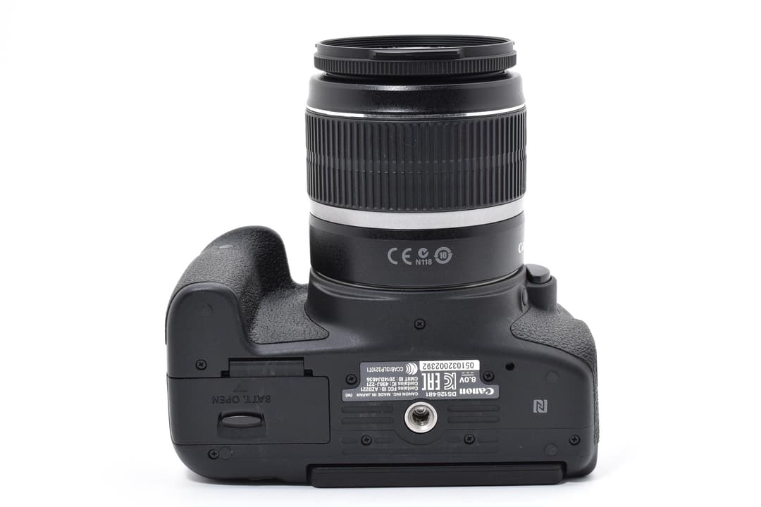 未使用に近い Canon EOS 8000D レンズキット #9468