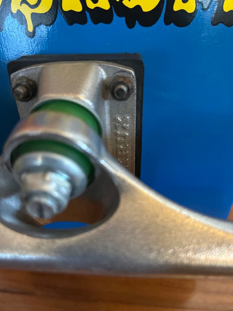 サンタクルーズ　ロブロスコップ　クルーザーカスタム