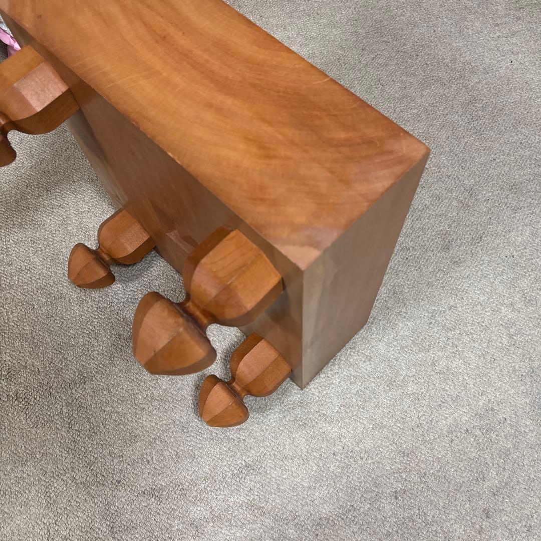 美品　本榧製囲碁盤、脚付き　ヘソ付き、碁石那智黒、蛤