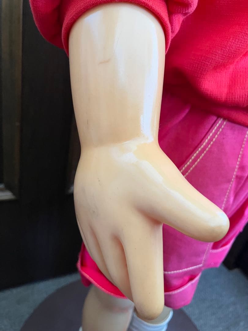 ##不二家店頭ペコちゃん台座あり