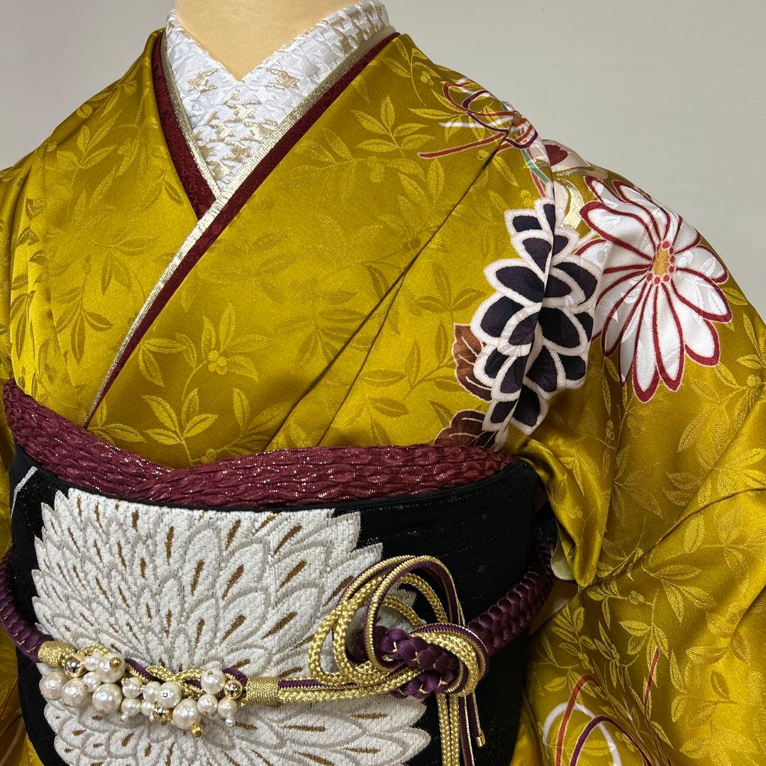からし色　シックな菊の柄の振袖フルセット