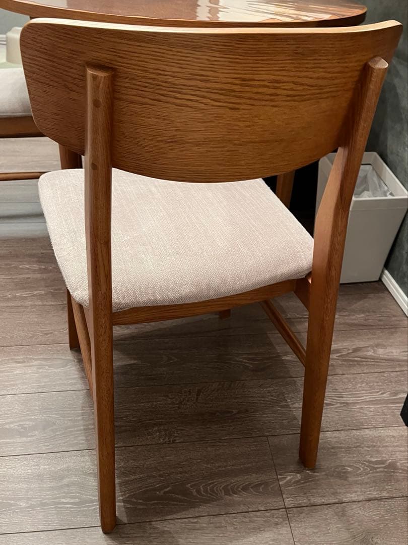 【シャンさん専用】KIRPラウンドダイニングテーブル 1000KIRPチェア2脚