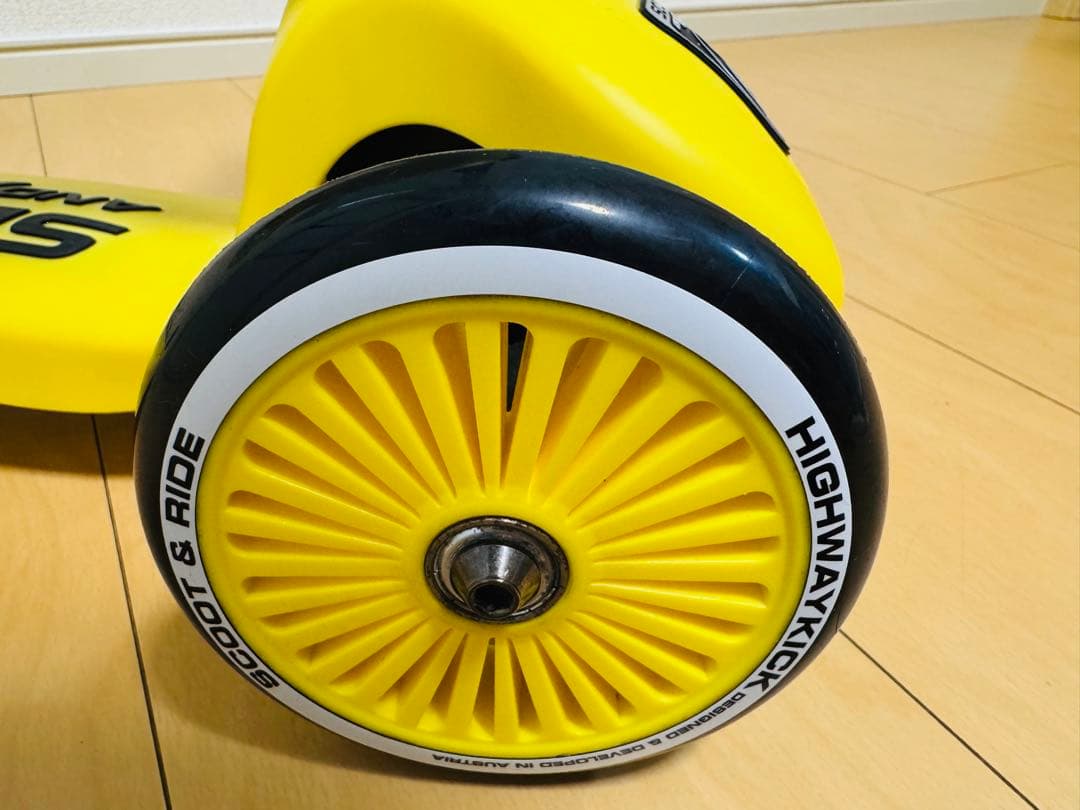 【美品】スクーター＋ヘルメット セット（箱あり）