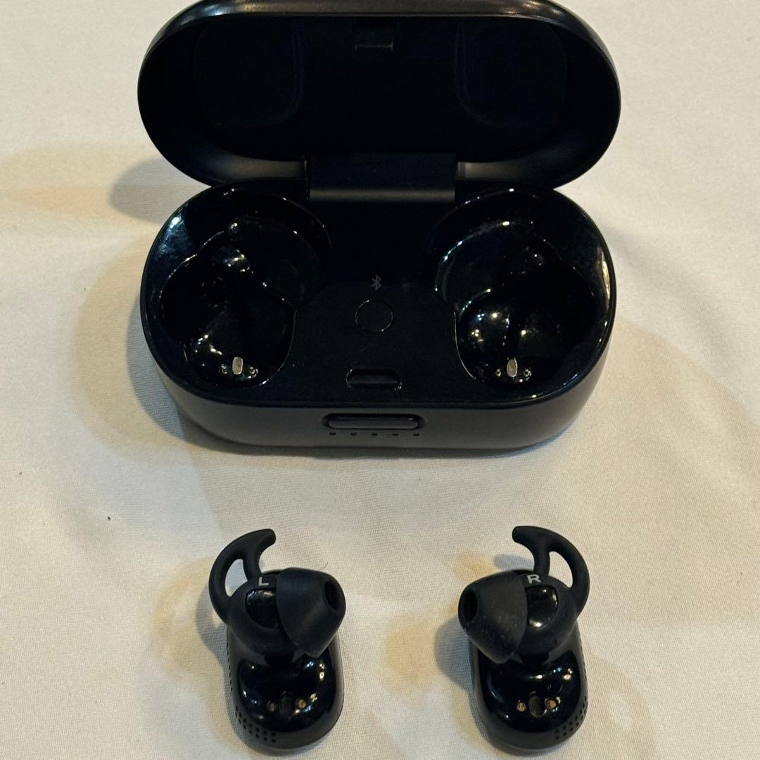 574＊ボーズ　ワイヤレスイヤホン　Quiet Comfort Earbuds