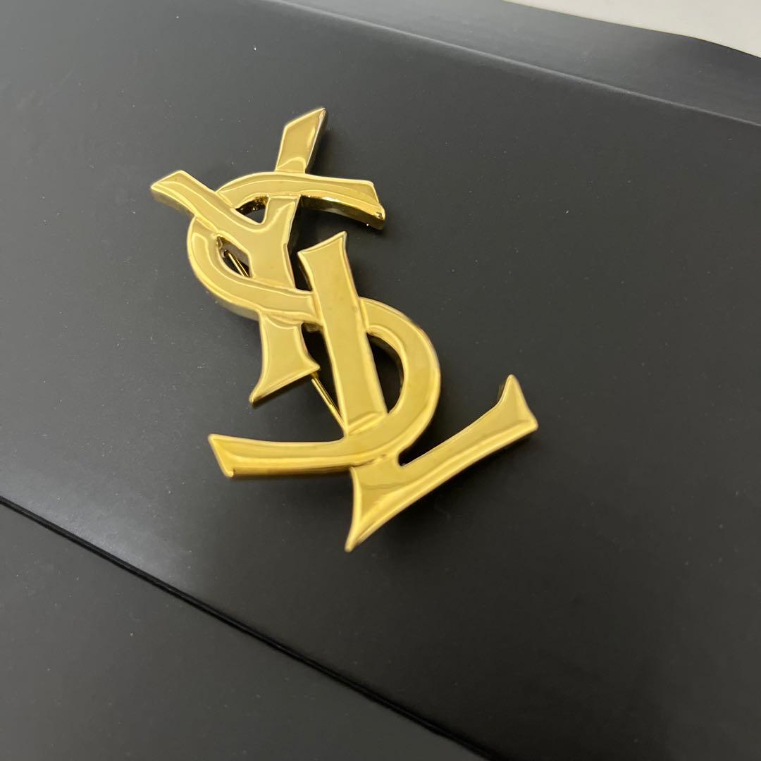 サンローラン　ブローチ　ゴールド