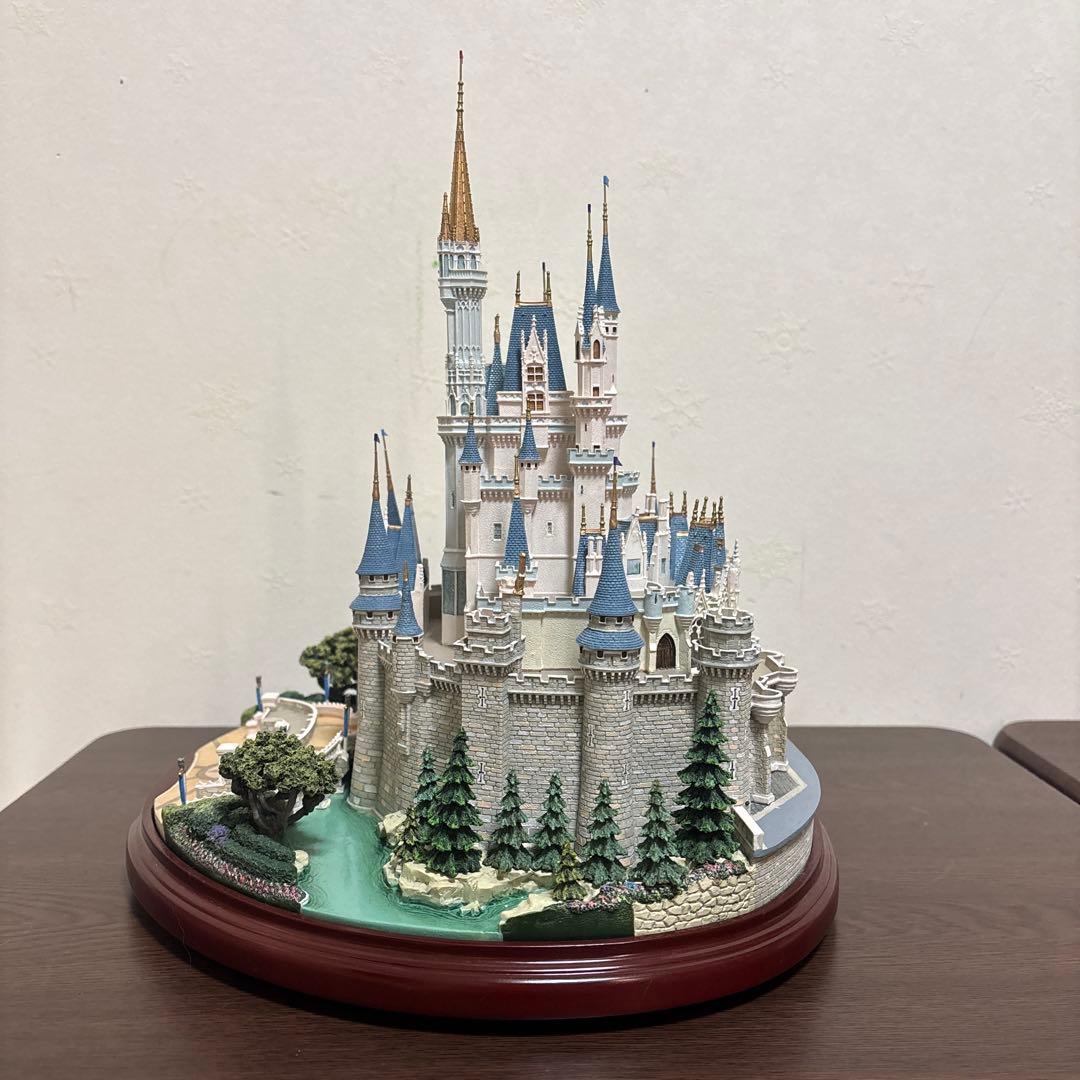 ディズニー　シンデレラ城　オルショウスキー　希少　ライトアップ