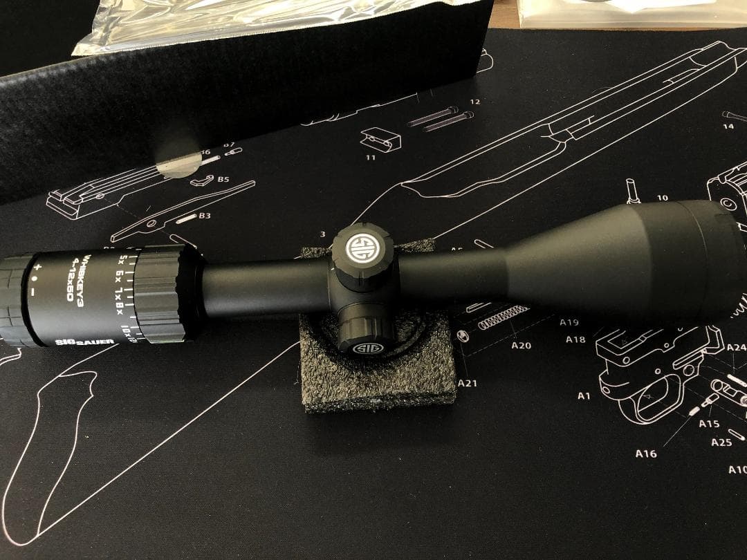 SIG SAUER WHISKEY3 スコープ (4-12X50MM)