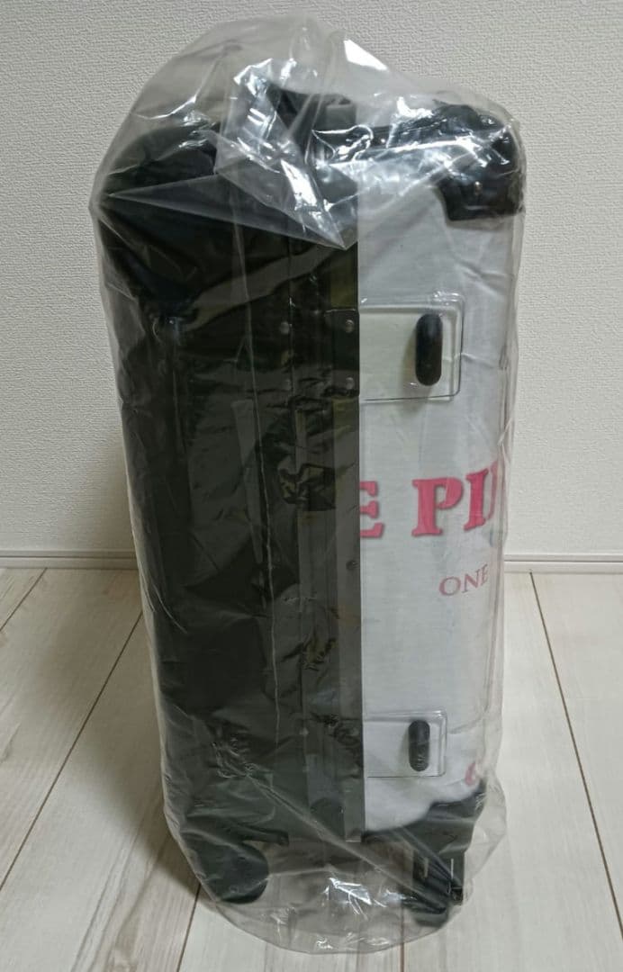 ONEPIECEワンピースフィルムゼット限定キャリーバッグ　旅行用キャリーケース