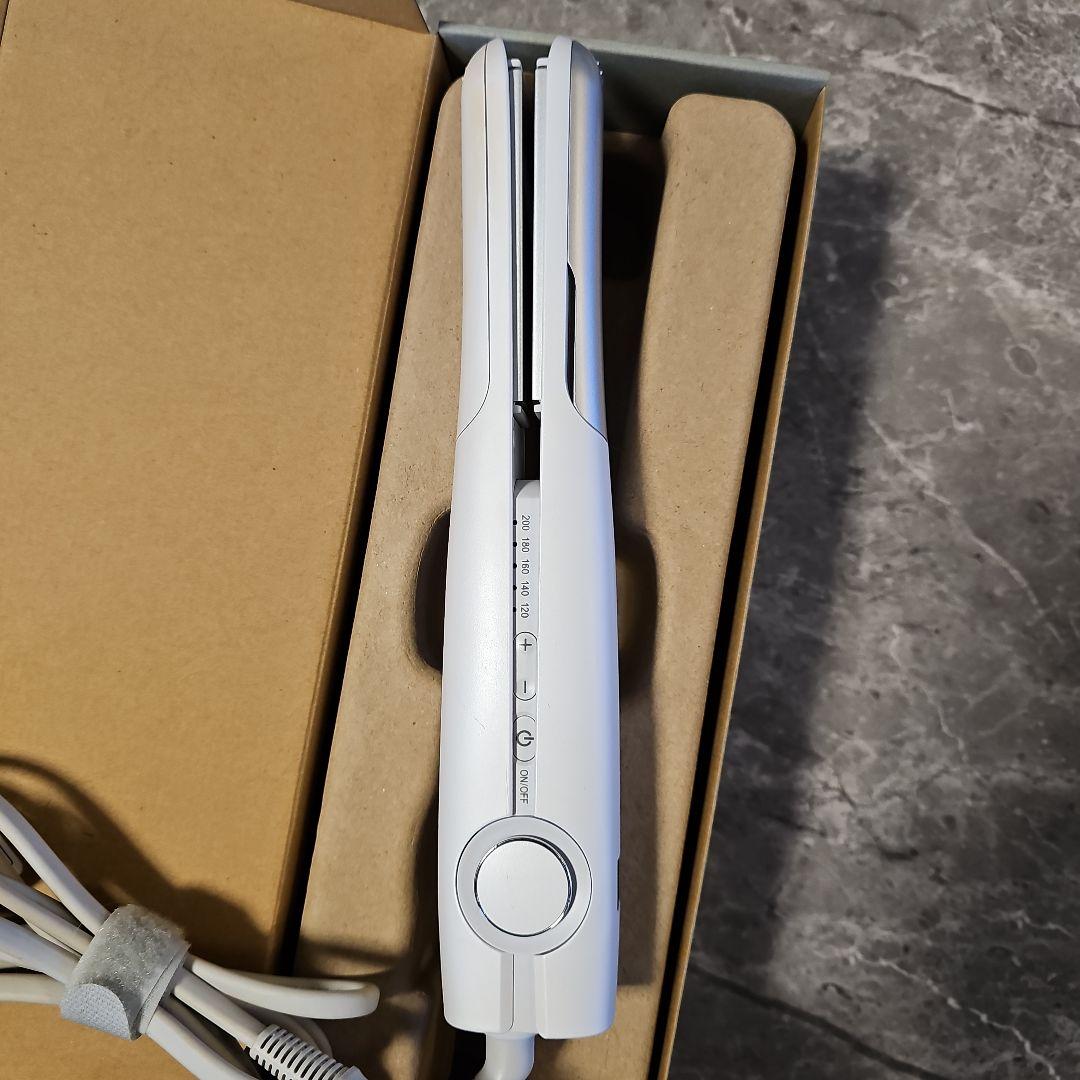 シャープ プラズマクラスターストレートヘアアイロン IBS8000ホワイト美品