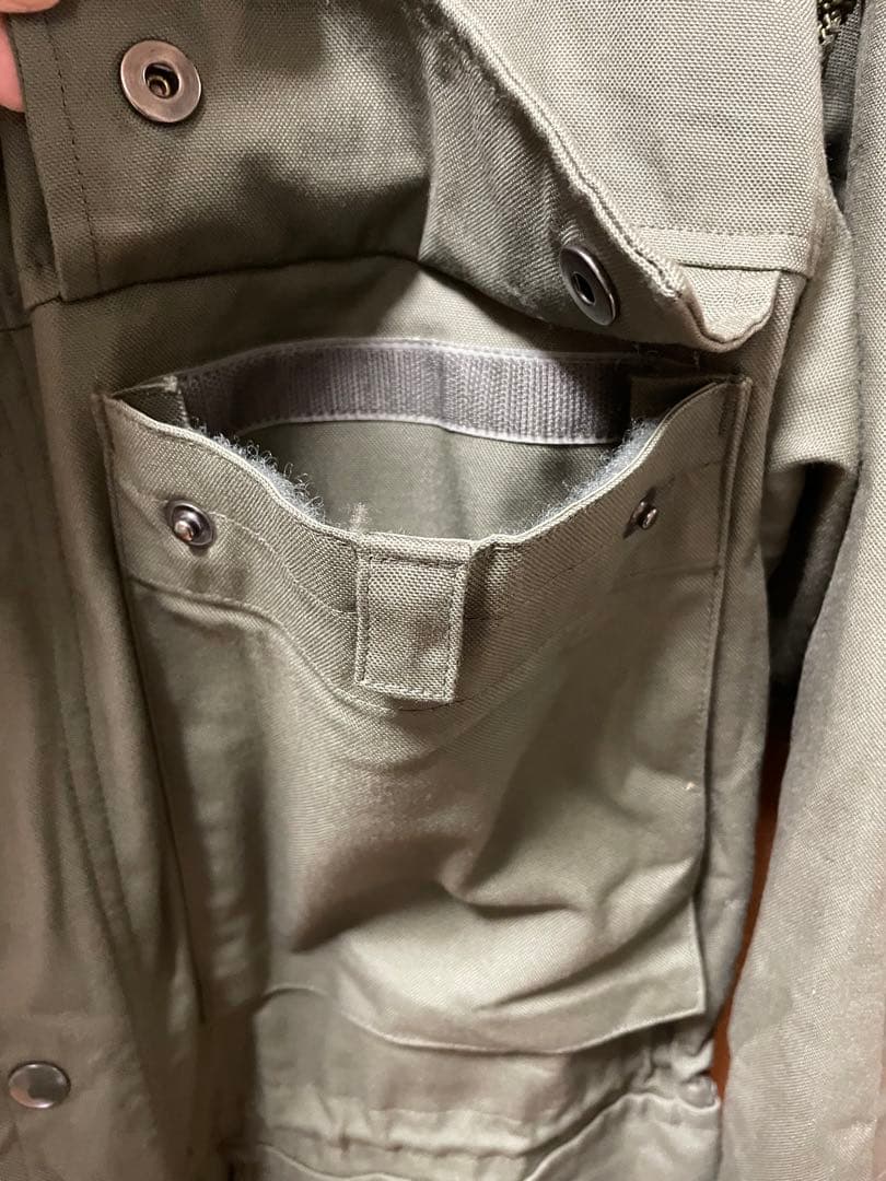 実物スイス軍  マウンテンパーカー  ミリタリージャケット  ユーロミリタリー