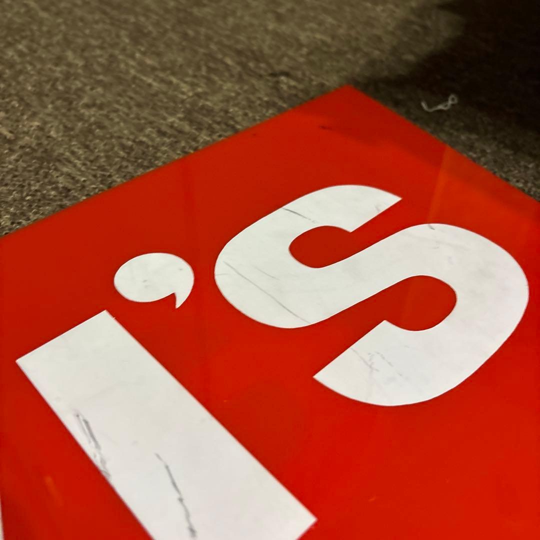 リーバイス　アクリル看板　非売品　レア　（吊るし用穴あり）