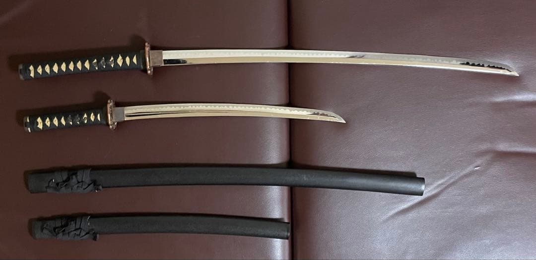 模造刀　居合刀　太刀　脇差　刀掛け　武具　Q663