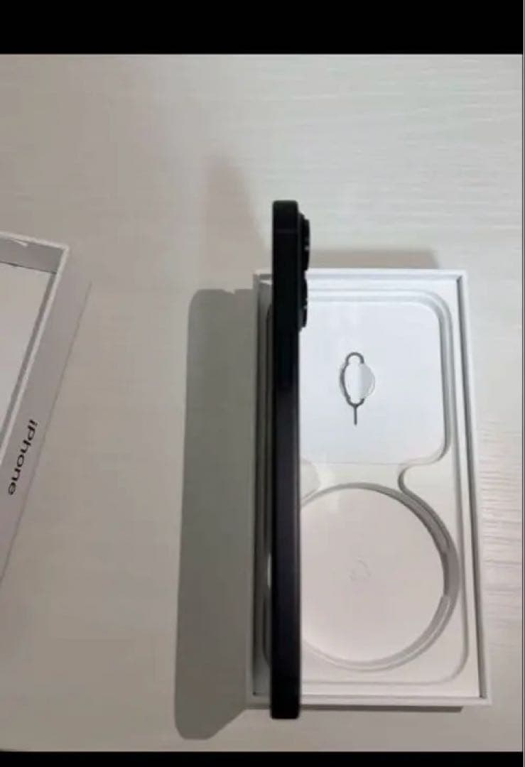 iPhone 15 128GB SIMフリー 本体　すぐに発送可