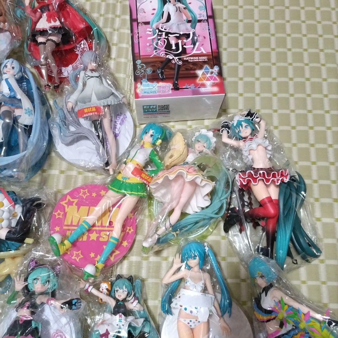 初音ミク 美少女 フィギュア 大量 まとめ売り 詰め合わせ かぶり無 60体以上