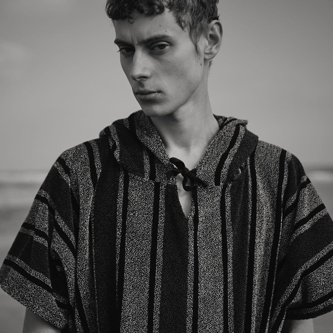 すぐ乾く吸水速乾「hotel_」のストライプ柄 サウナポンチョ