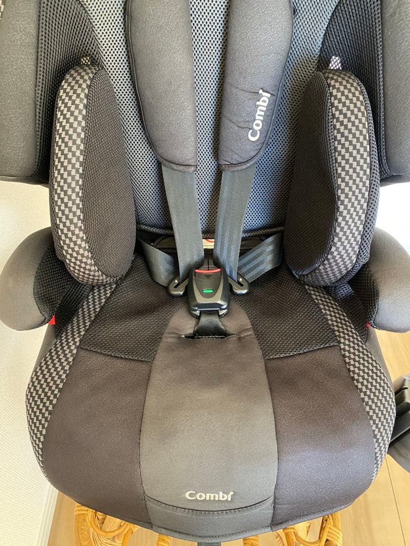 コンビ　ジョイトリップ エッグショック GGチャイルドシート・ジュニアシート