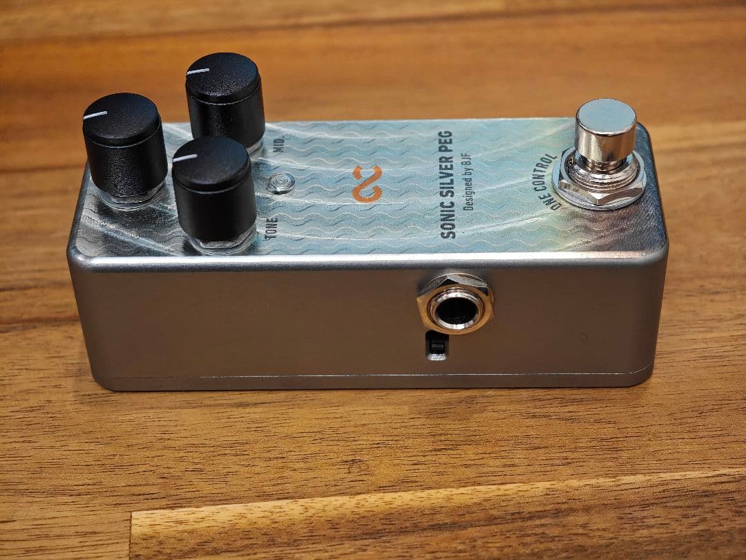 One Control Sonic Silver Peg ベースエフェクター