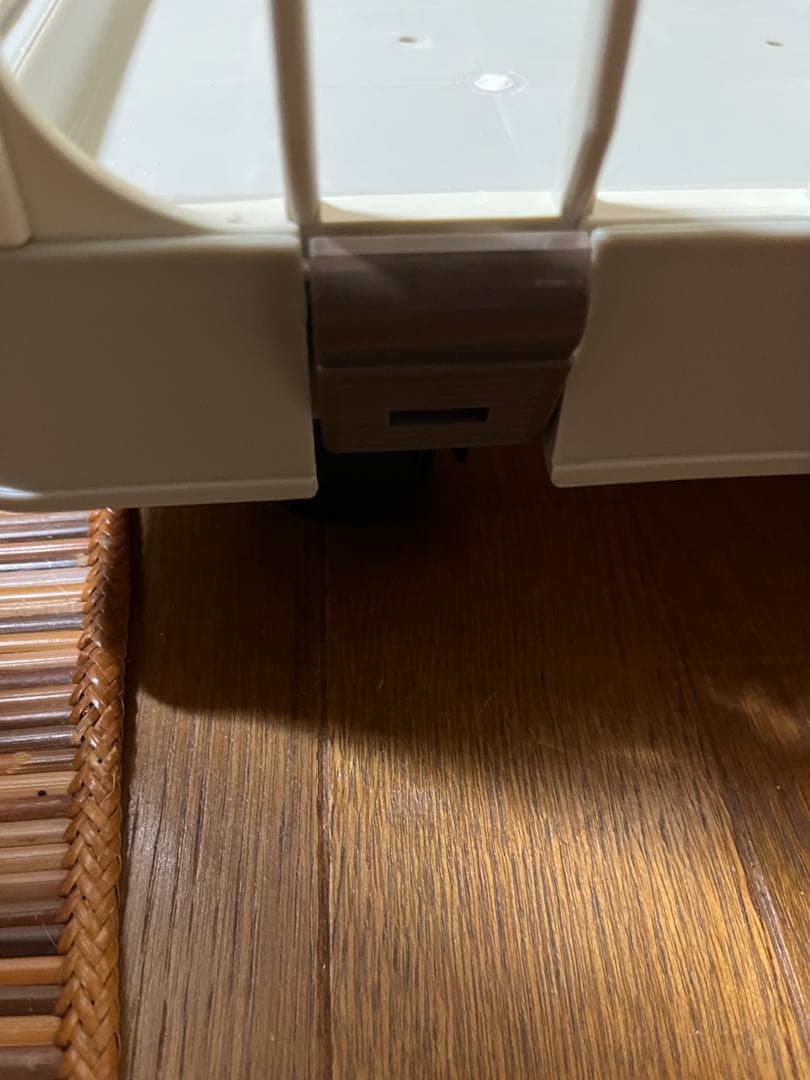 キャスター、天ドア付きキャットケージ２段●プラスチック、樹脂製●匿名配送込み