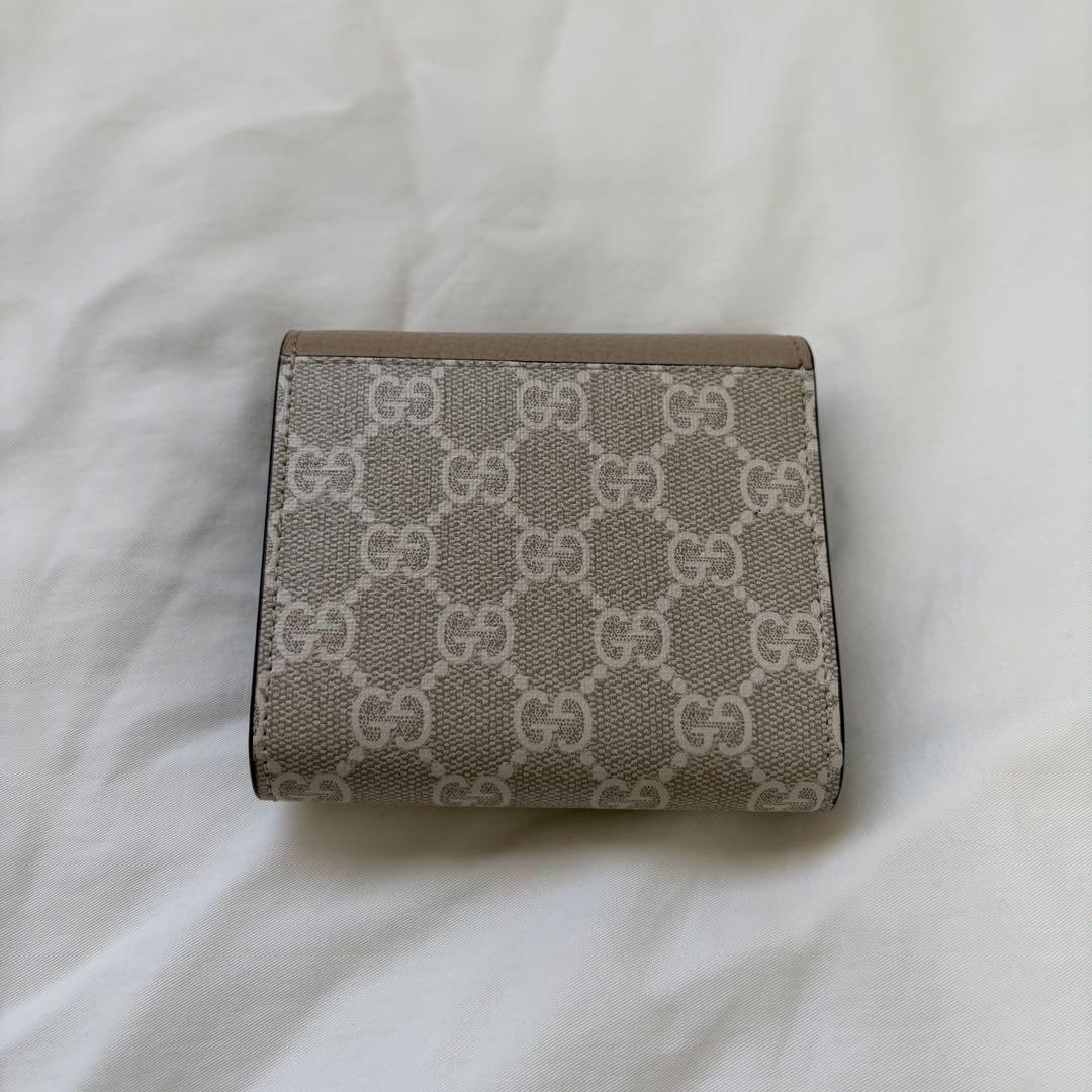 【美品】GUCCI 二つ折り財布