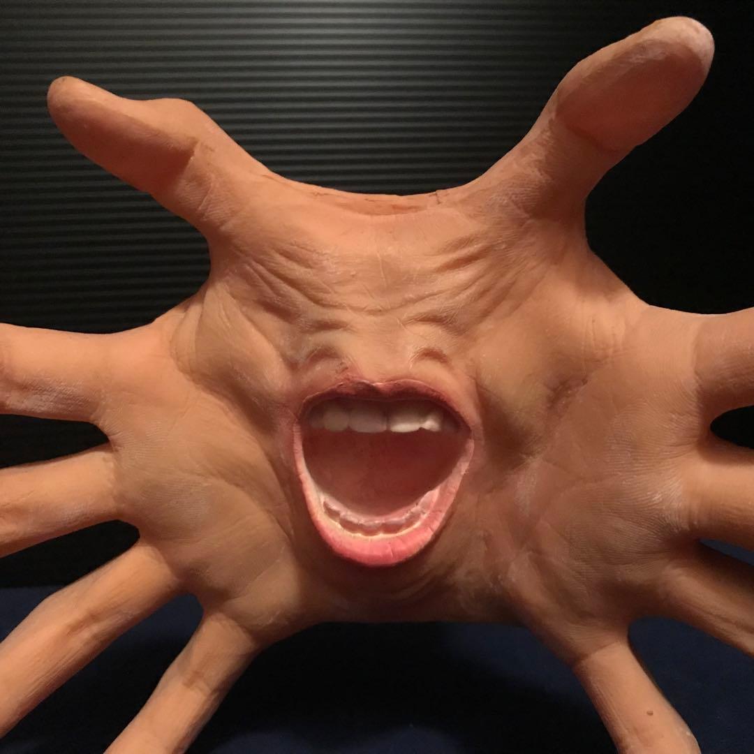 スクリーミング マッドジョージ氏　オリジナルデザインフィギュア　フラワー・ハンド