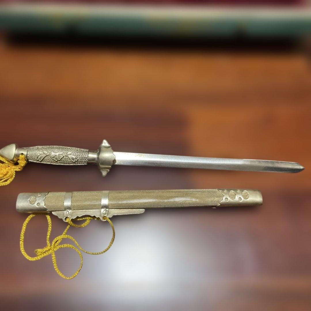 剣型ペーパーナイフ　ケース付き