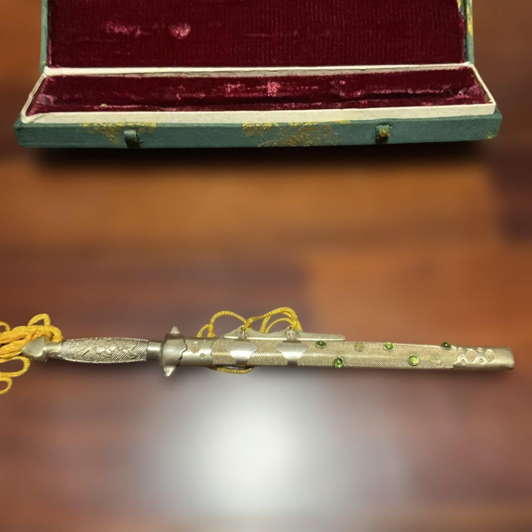 剣型ペーパーナイフ　ケース付き