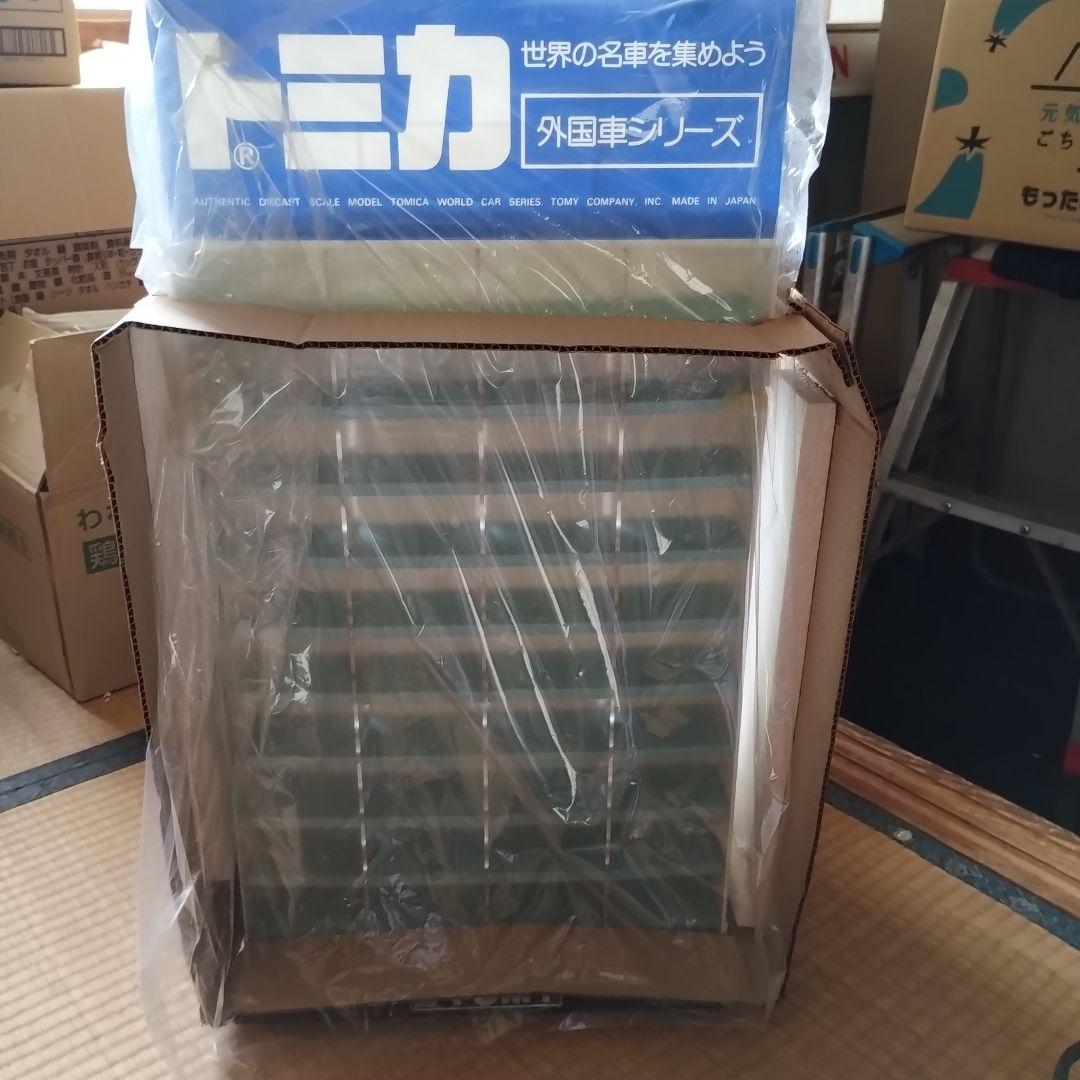 トミカディスプレイショウケース青色外国車、シリーズ当時物