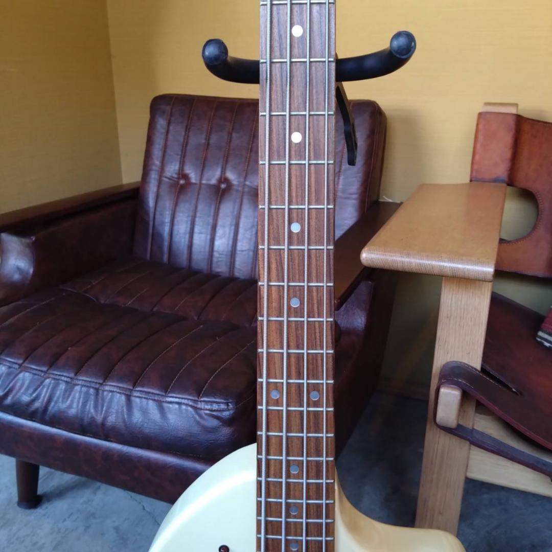 Fernandes　PIE-ZO　ピエゾー　アンプスピーカー内蔵ベース