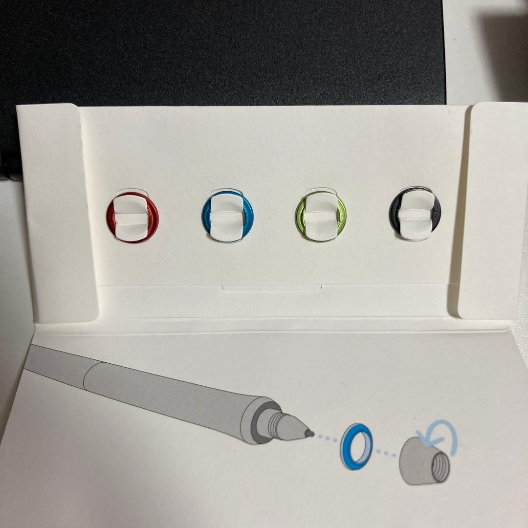 Wacom Cintiq 22 FHD DTK2260K1D 箱無し フィルム付