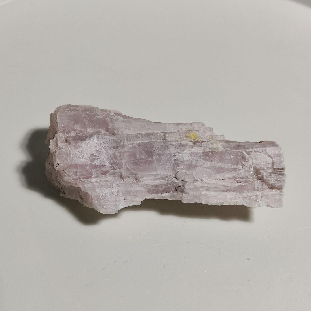 パワーストーン　天然石　原石　クンツァイト(リチア輝石)　129g　No.34