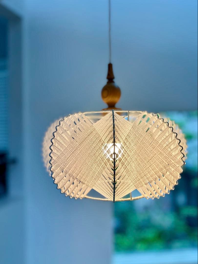 独60年代　EEA Leuchten パイン材と綿糸のヴィンテージ・ペンダント