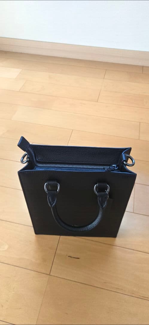 COACH ブラック レザートートバッグ