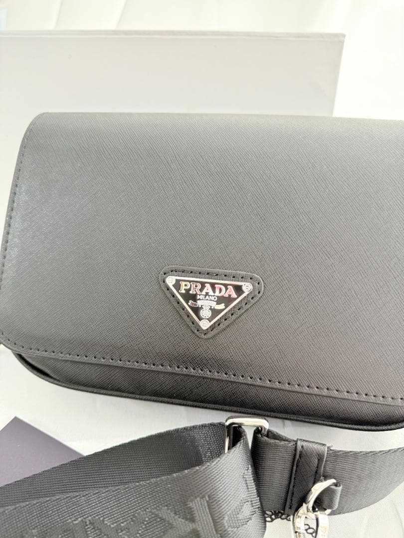 早い者勝ち！ ショルダーバッグ ブラック