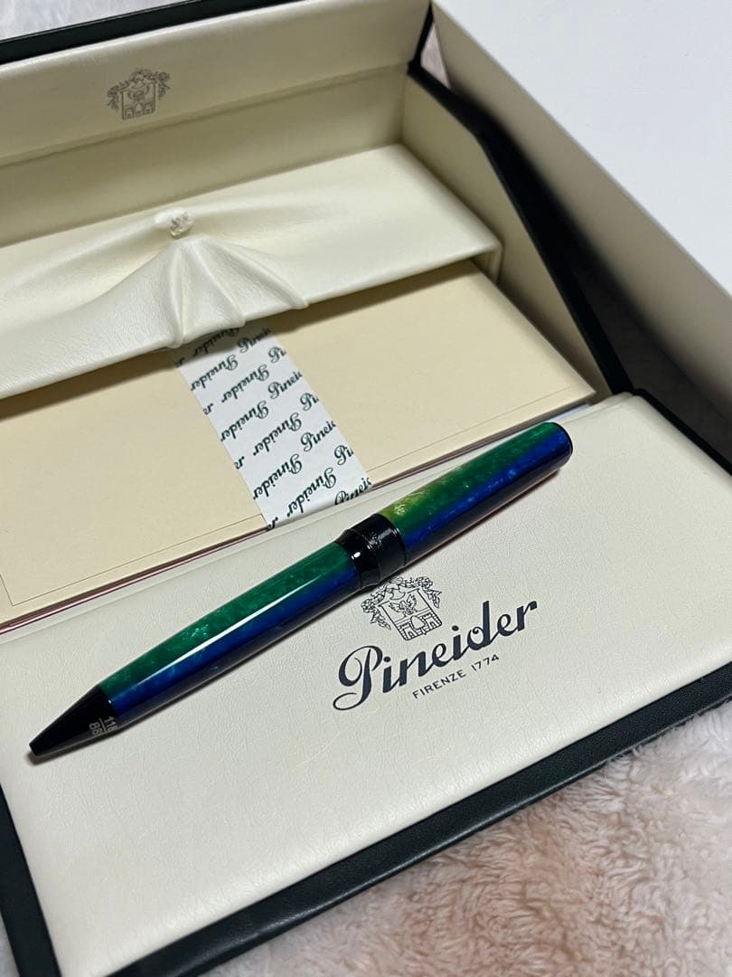 限定 新品未使用 ピナイダー ラグランデベレッツァアルコ レインボー ボールペン