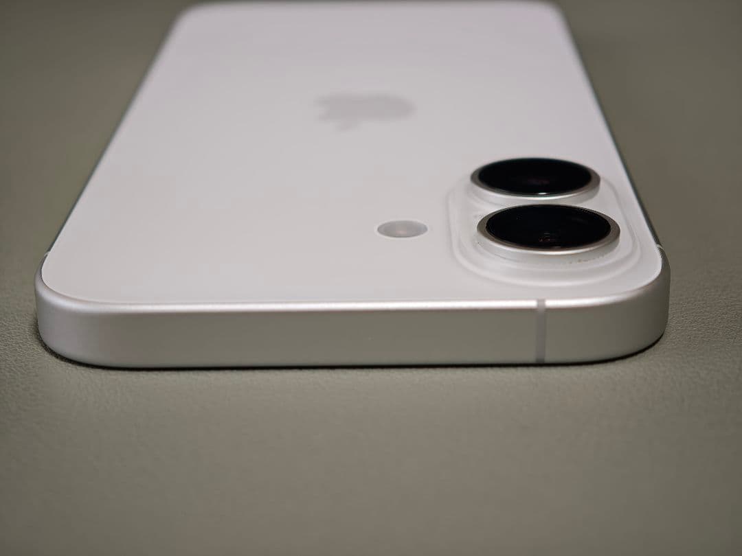 iPhone16,SIMフリー,128GB,バッテリー容量100%