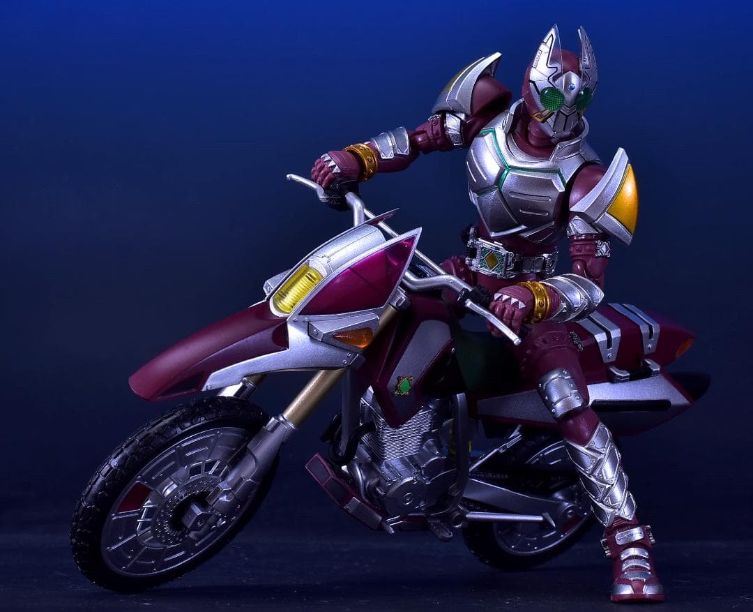中古 S.H.フィギュアーツ 仮面ライダーギャレン&レッドランバスセット
