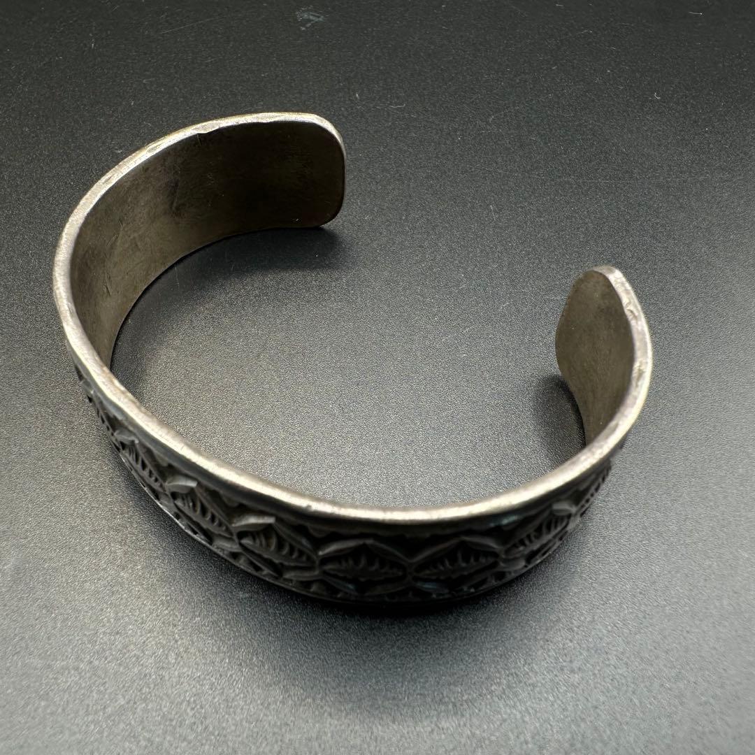 Navajo Gary Reeves ゲーリーリーブス　スタンプワーク バングル