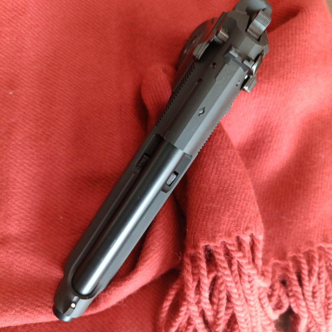 【セットでお買得】KSCエアガン M9 ケースほか付属品多数