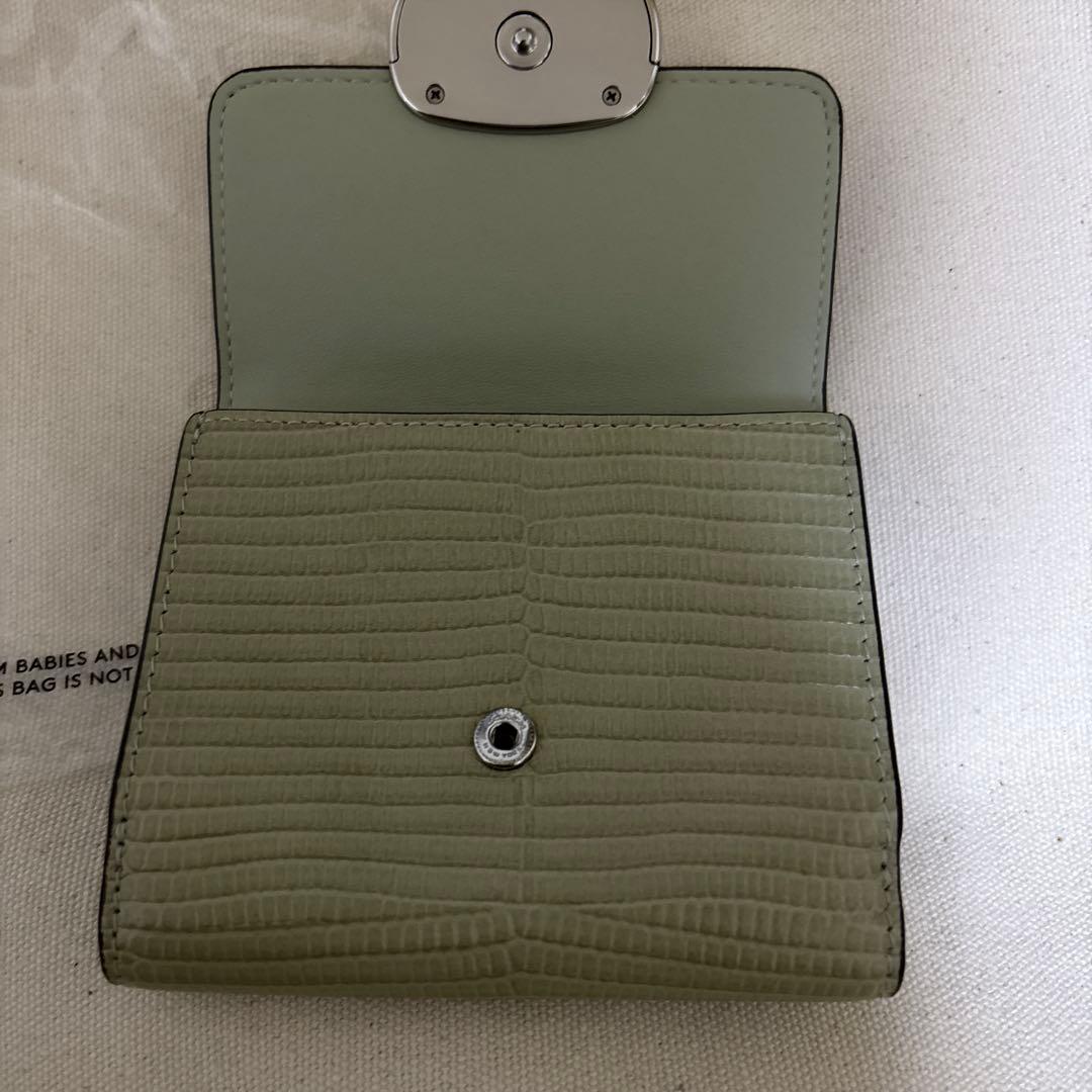 COACH クロコ型押し 二つ折り財布 ライトグリーン