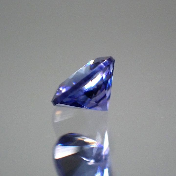 【アメリカ/サンベニト産】ベニトアイト