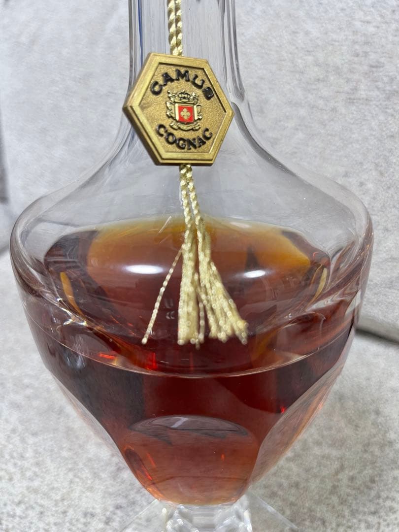 《空瓶》カミュ ミシェル ロイヤル