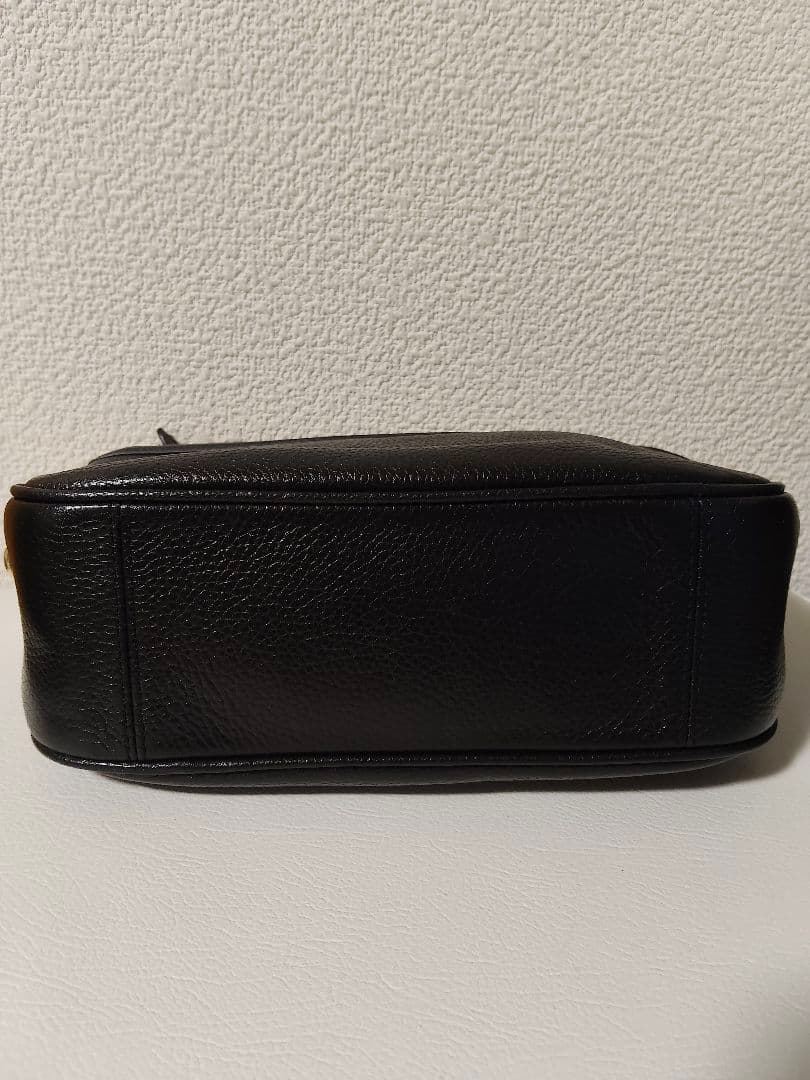 COACH ブラック　レザー　ショルダー　バッグ　黒　ロゴ　チェーン　コーチ