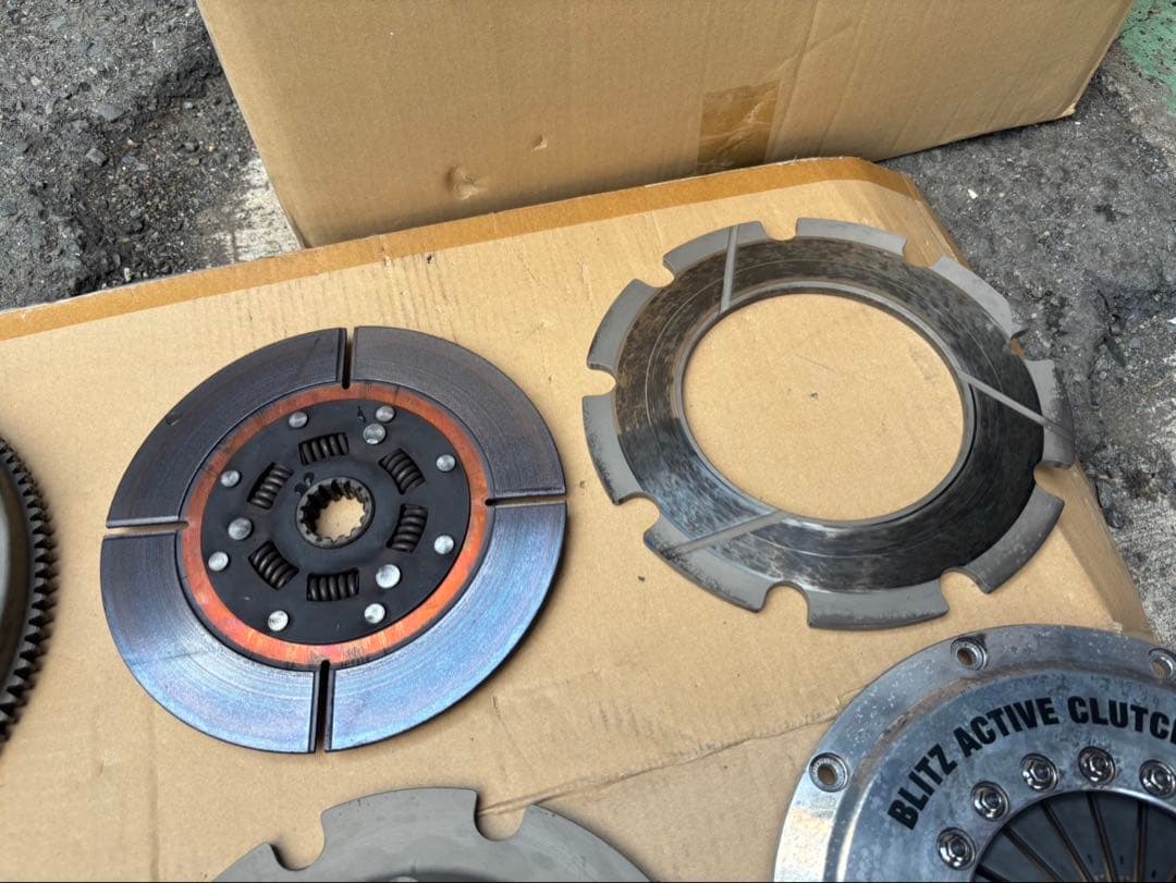 80スープラ　6速ゲトラグMT BLITZ ACTIVE TWIN CLUTCH