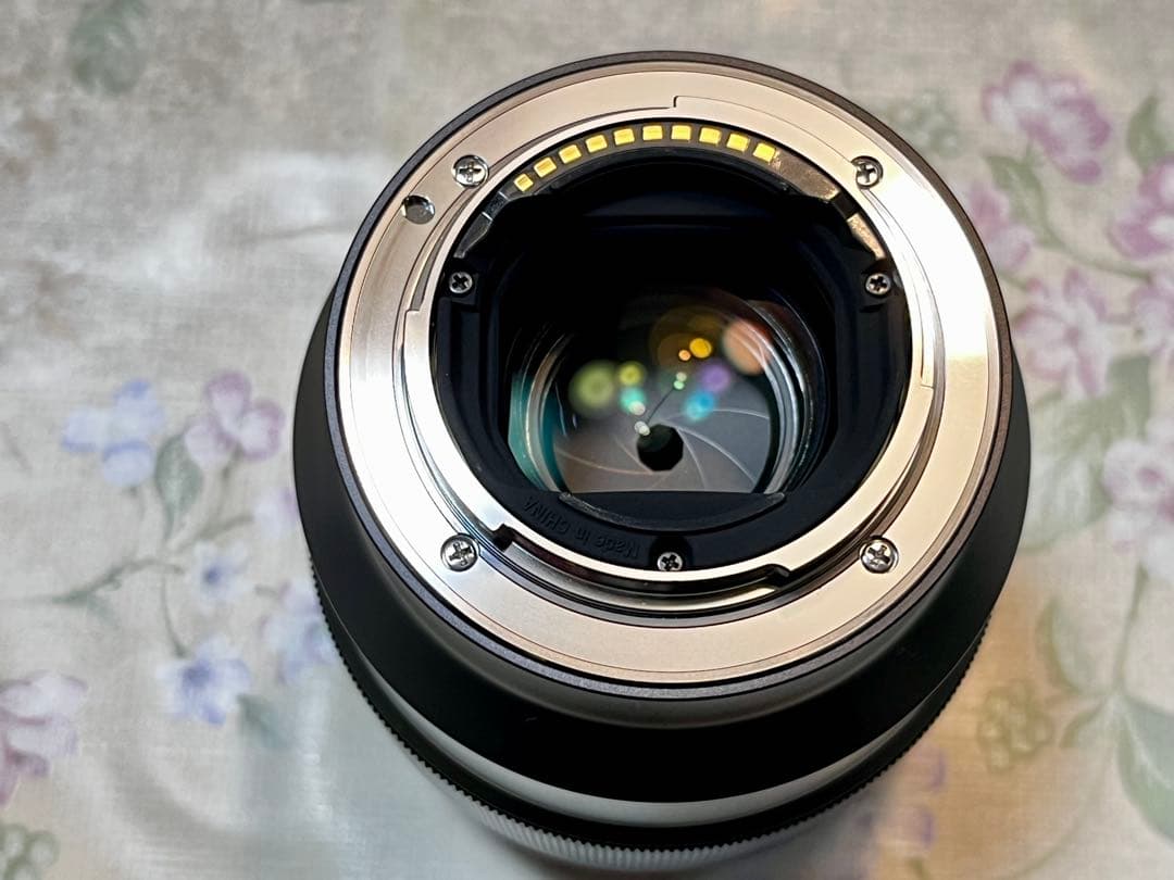 週末限定特価！美品！SONY FE 85mm F1.8 大口径中望遠単焦点レンズ