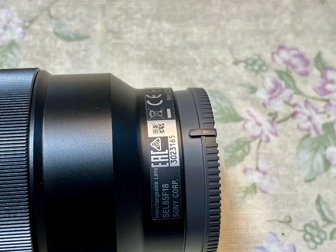 週末限定特価！美品！SONY FE 85mm F1.8 大口径中望遠単焦点レンズ