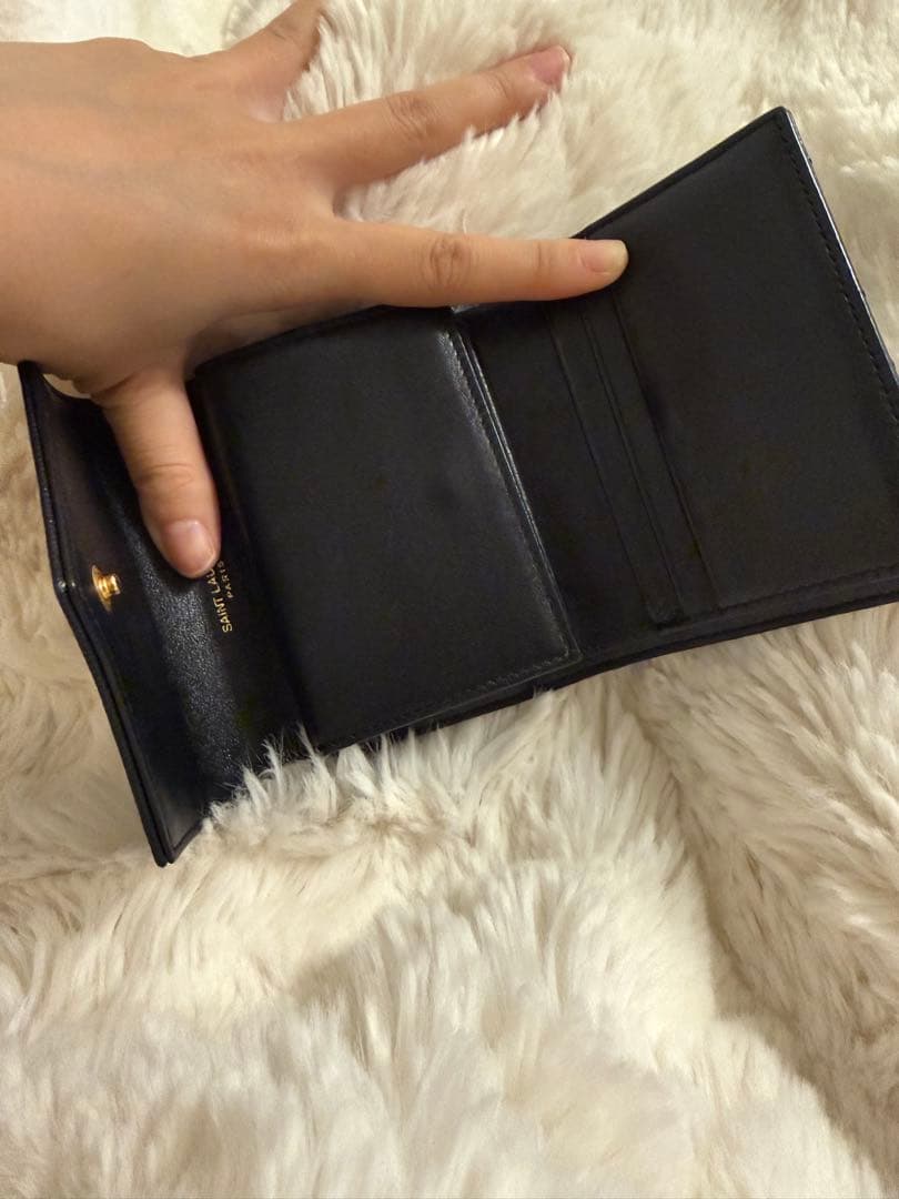 イヴサンローラン 財布