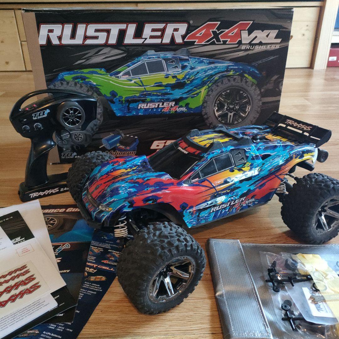 Traxxas RUSTLER 4X4 VXL ラジコン