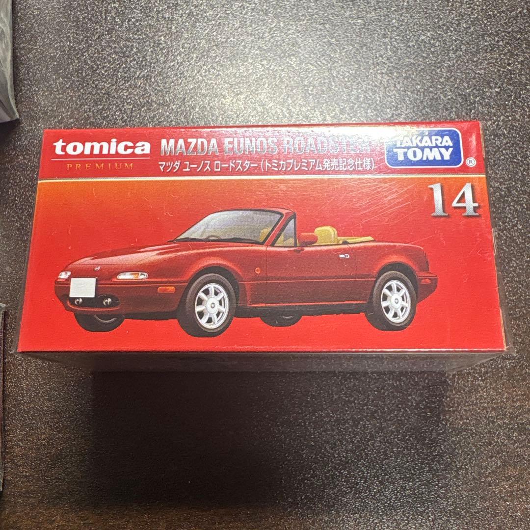 トミカプレミアム　未開封　6台セット