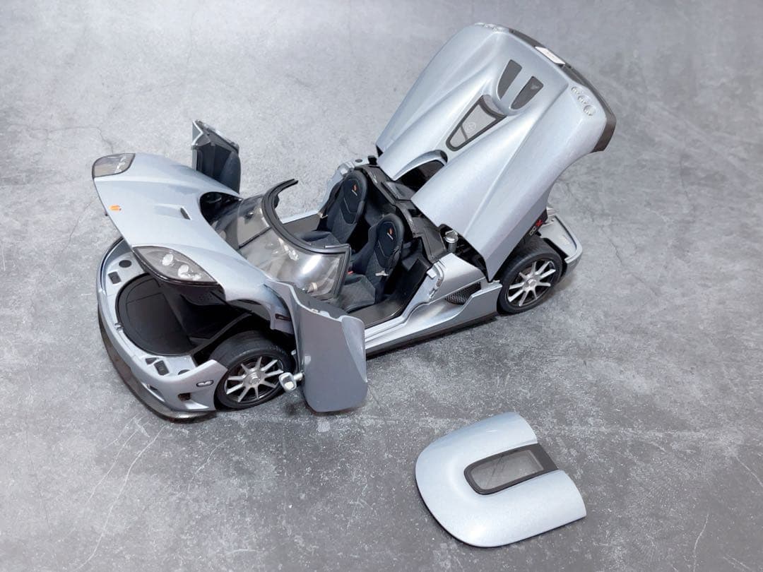 オートアート 1/18 ケーニグセグ CCX